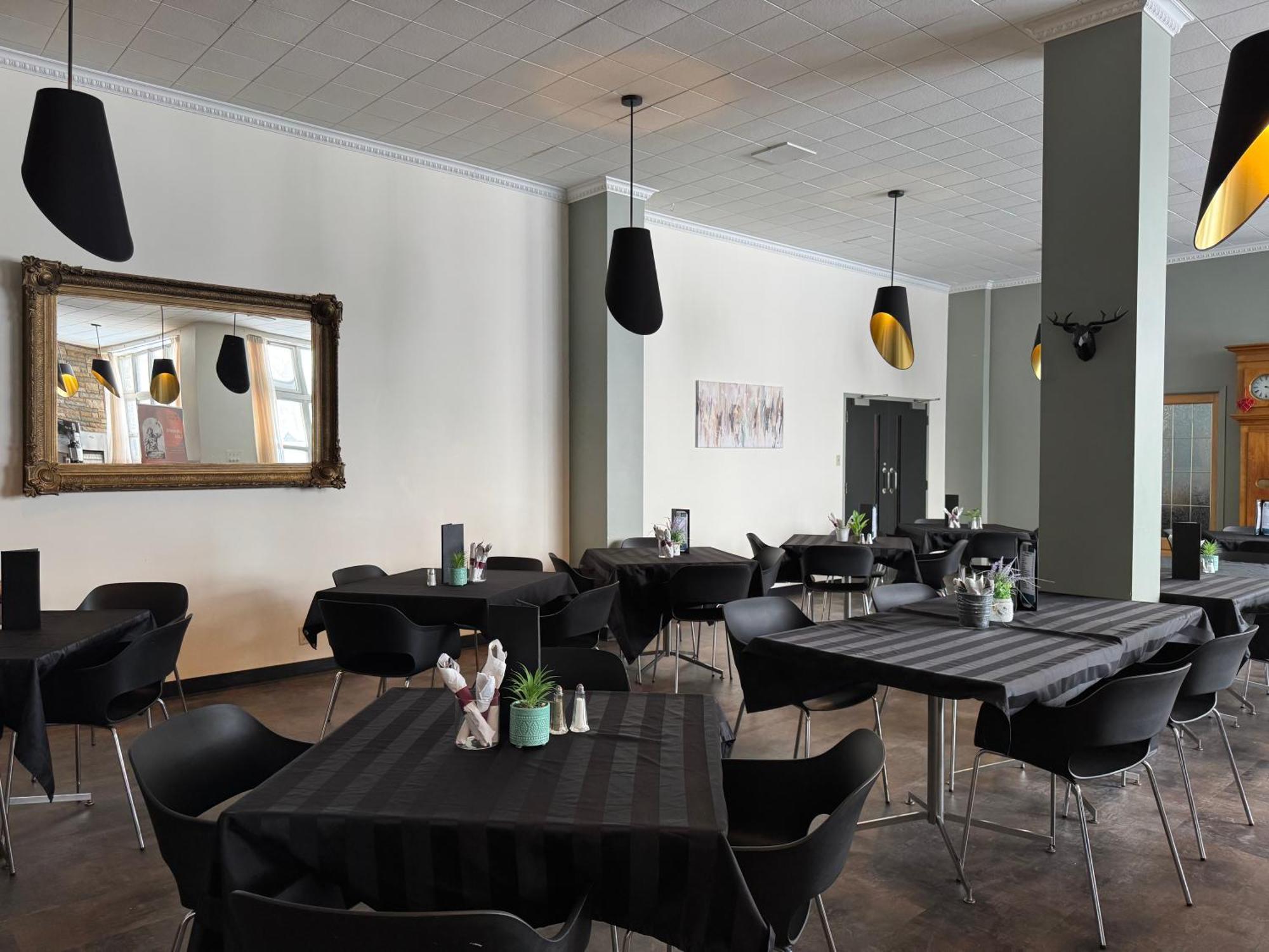 Manoir D'Youville Chateauguay Heights Экстерьер фото