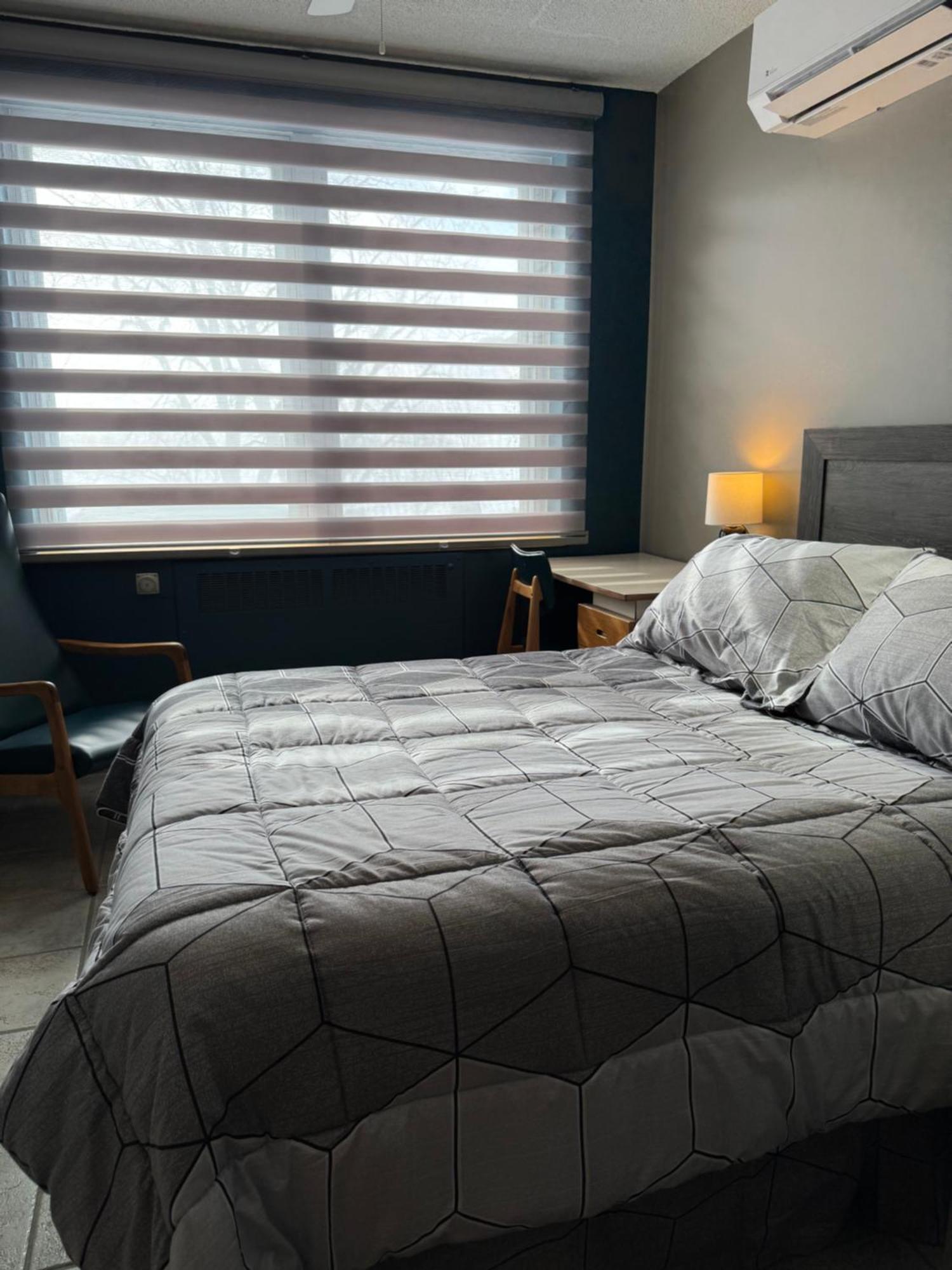 Manoir D'Youville Chateauguay Heights Экстерьер фото